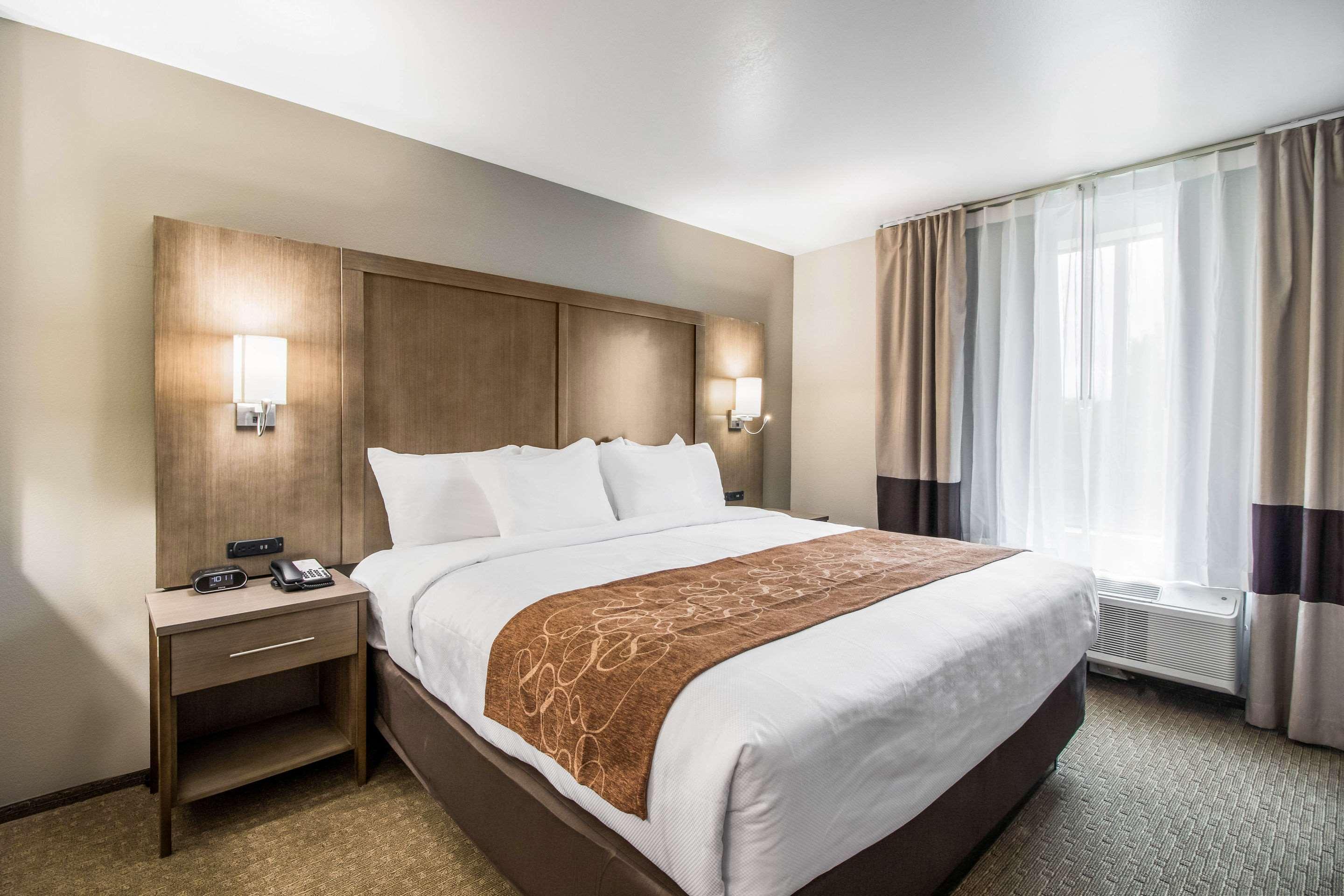 Comfort Suites Columbia Bagian luar foto