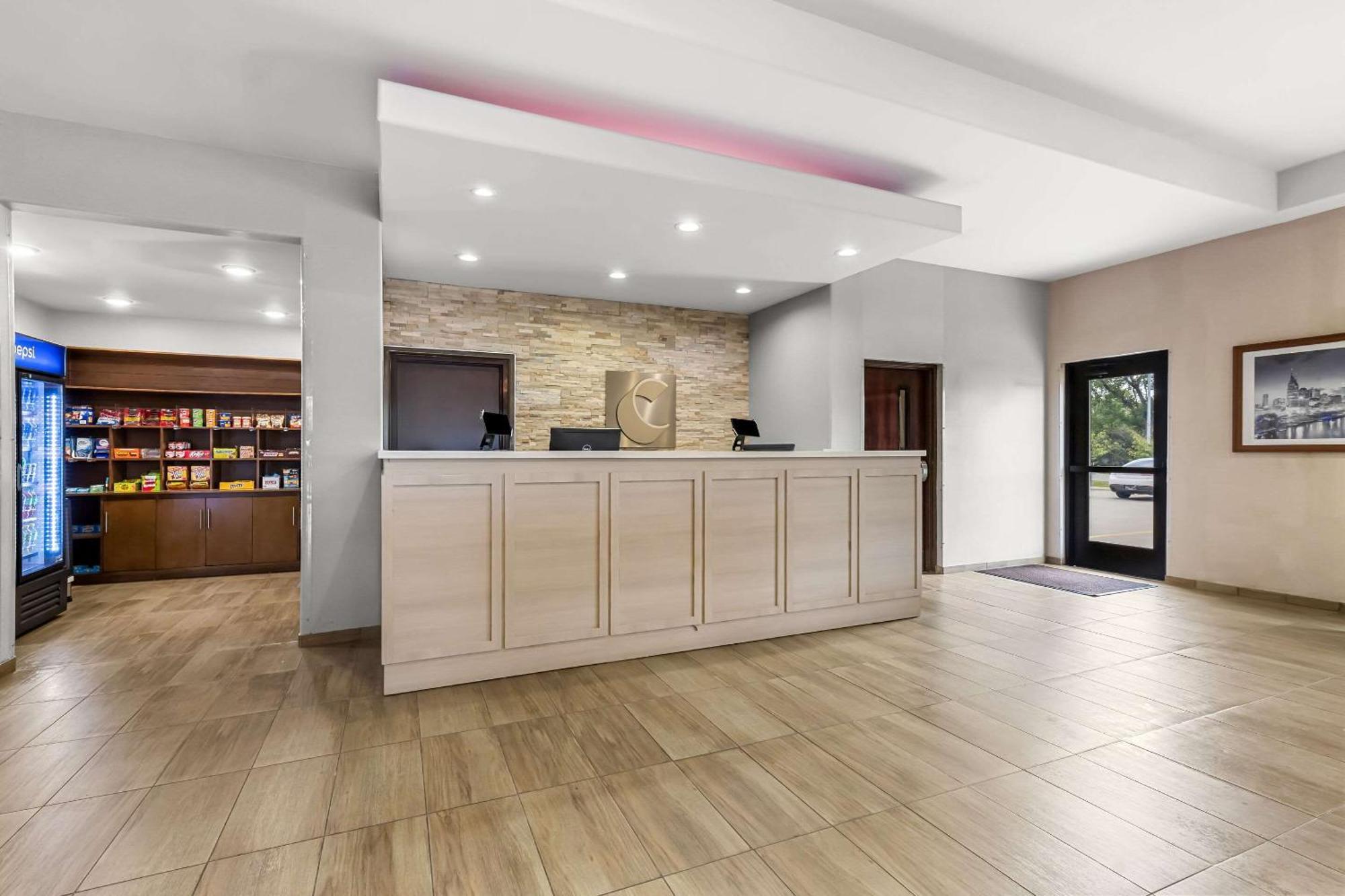 Comfort Suites Columbia Bagian luar foto